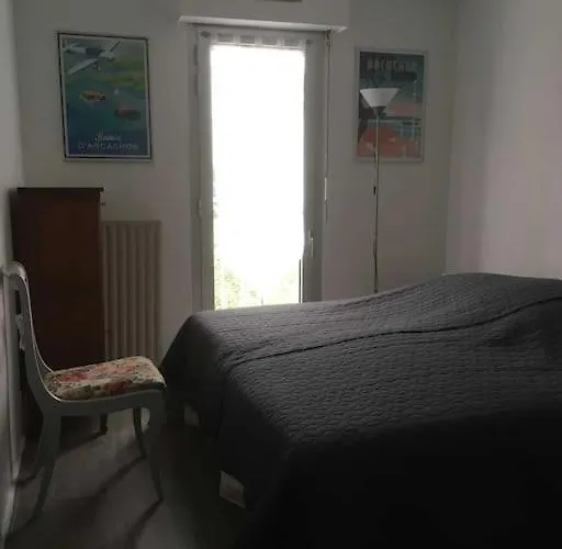 Apartmán T2 De 50 M2 + Balcon + Parking Pour 4 Personnes Arcachon